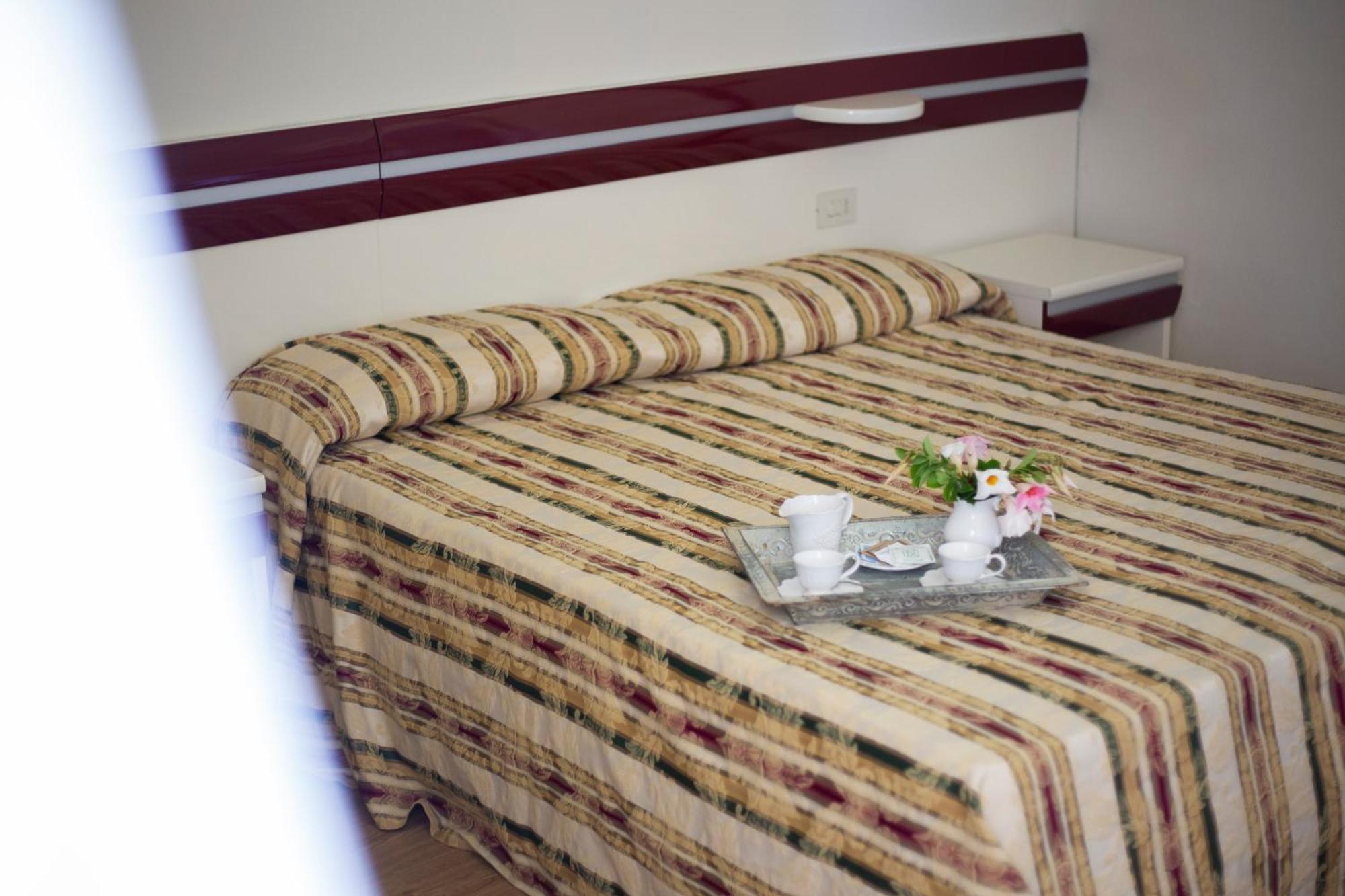 Hotel Fabricia Portoferraio Bagian luar foto